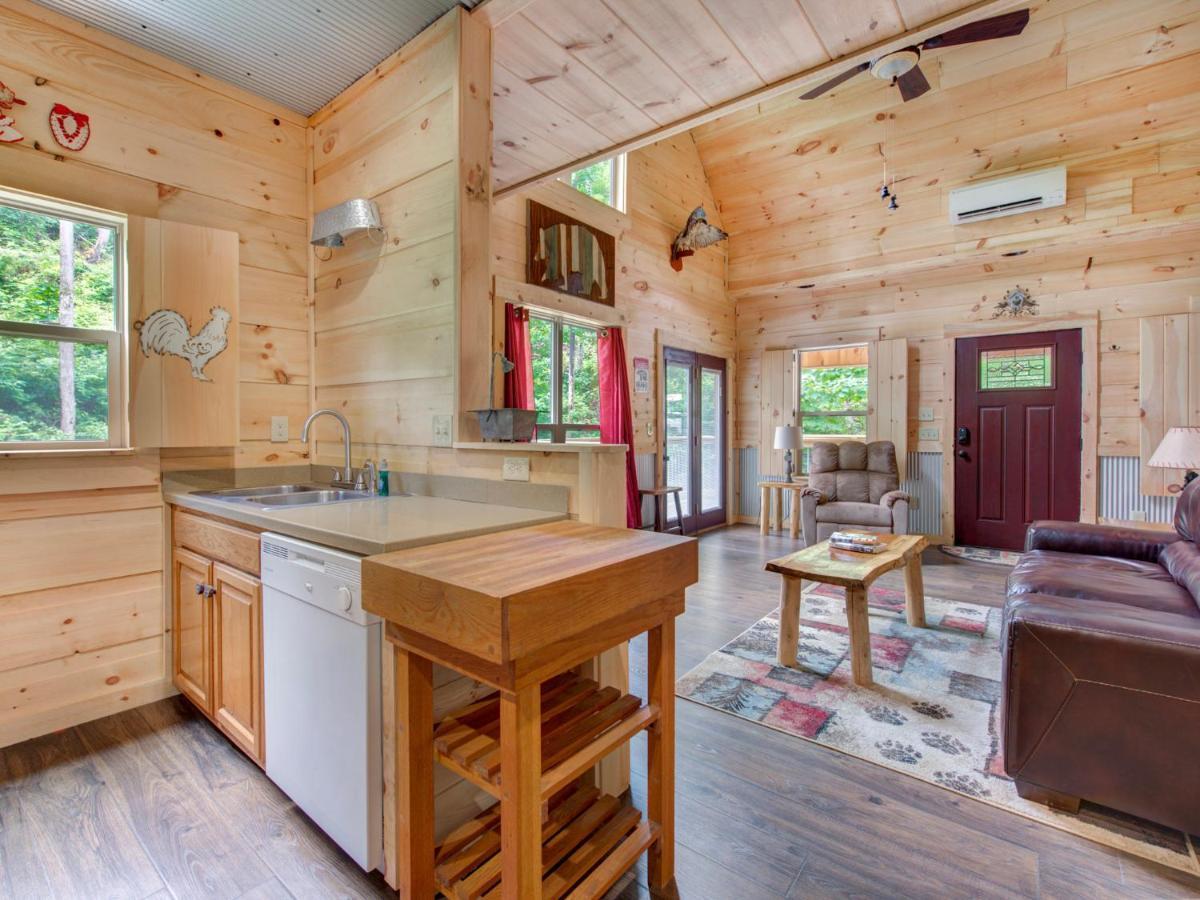 Bearly Hidden Villa Gatlinburg Exterior photo