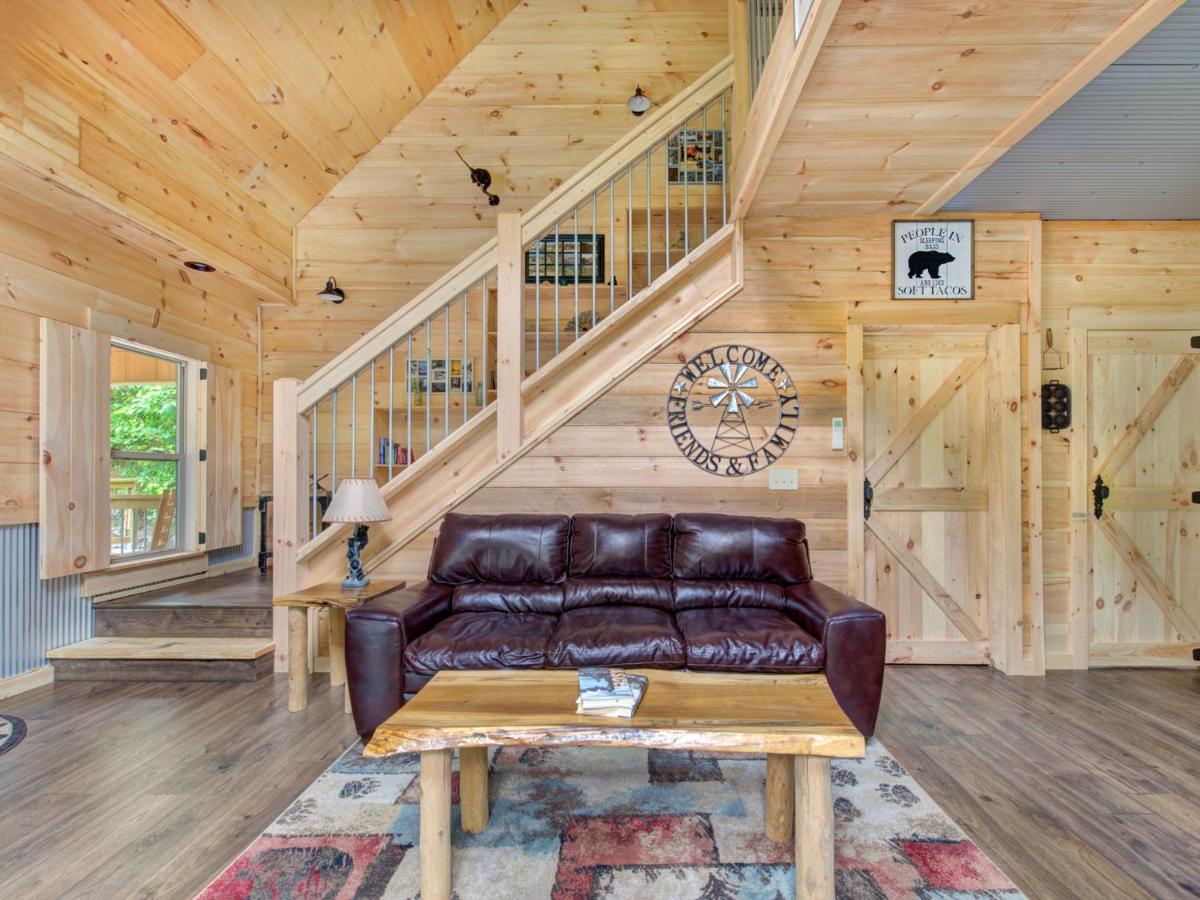 Bearly Hidden Villa Gatlinburg Exterior photo